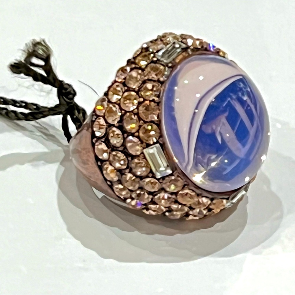 NWT Juicy Couture Pink Cabochon Ring w/ pink Faceted & Clear Baguette Crystals